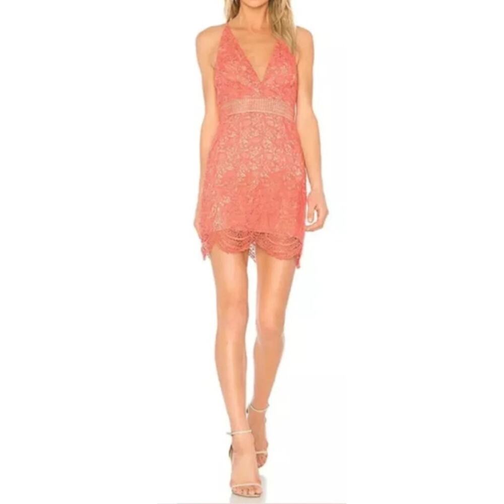 Stylestalker Small Amelie Mini Sheath Dress Melon Lace V Neck Sleeveless